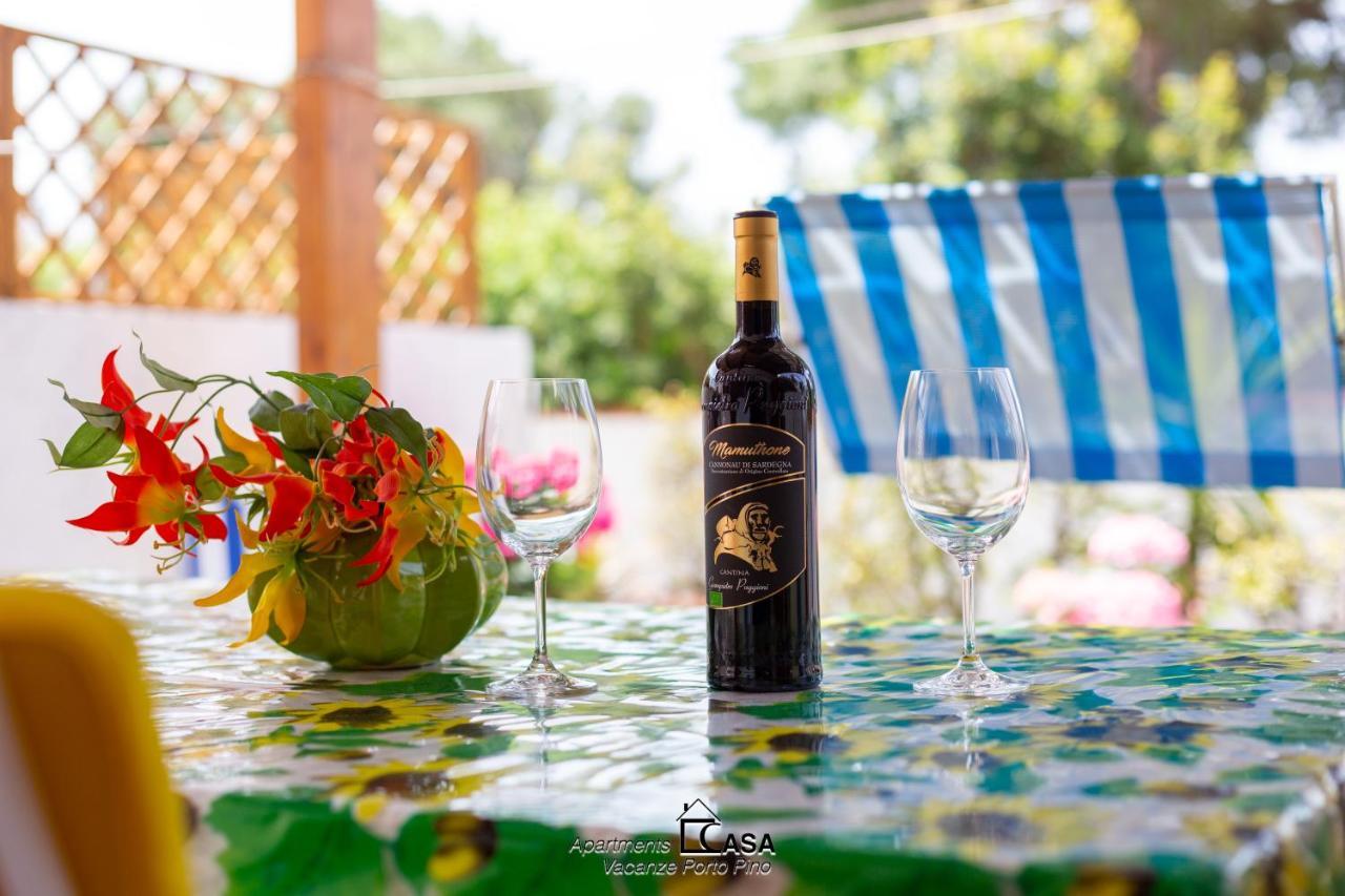 Apartments Casa Vacanze Porto Pino Eksteriør bilde