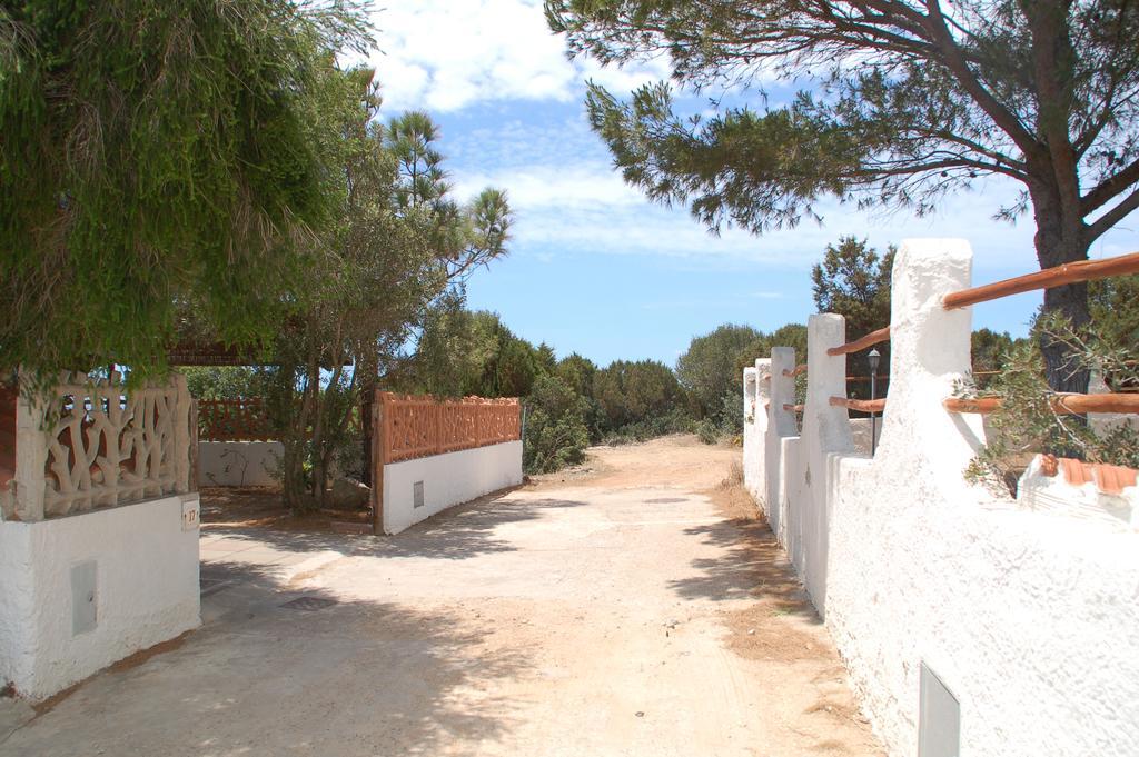 Apartments Casa Vacanze Porto Pino Eksteriør bilde