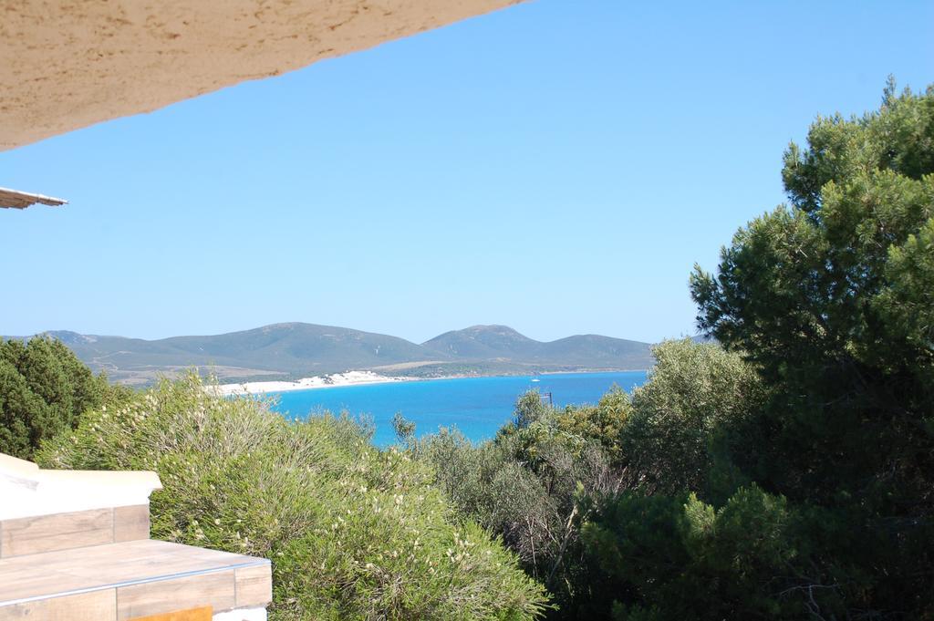 Apartments Casa Vacanze Porto Pino Eksteriør bilde